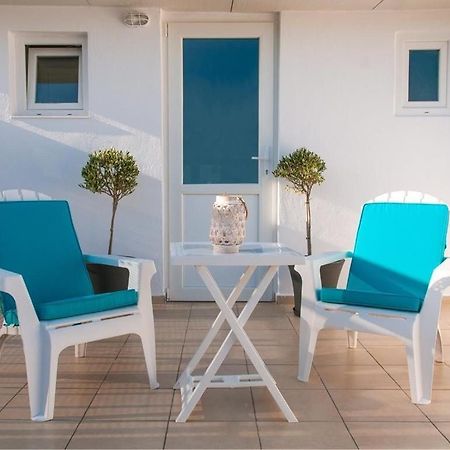 Konstantinou Apartment - Smart & Roof Top Terrace Atena Exterior foto